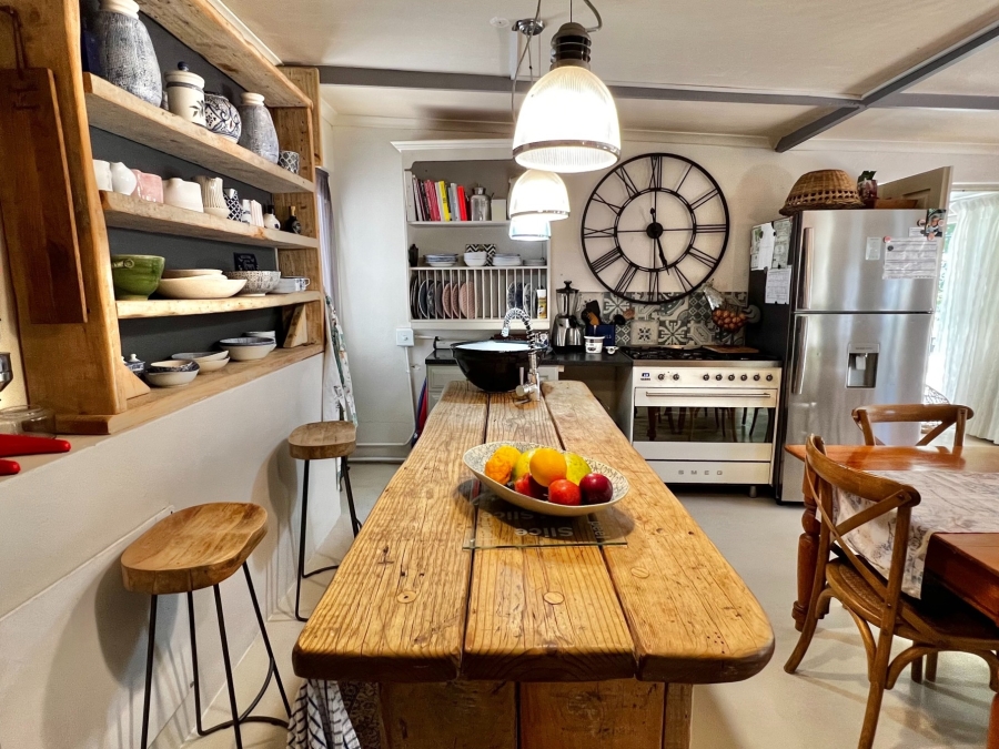 8 Bedroom Property for Sale in Raithby Western Cape